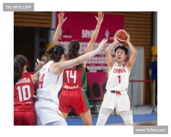 苗立杰出席女篮亚洲杯奖杯亮相仪式 与日本女篮名宿共同当选赛会大使 苗立杰出席女篮亚洲杯奖杯亮相仪式 与日本女篮名宿共同当选赛会大使